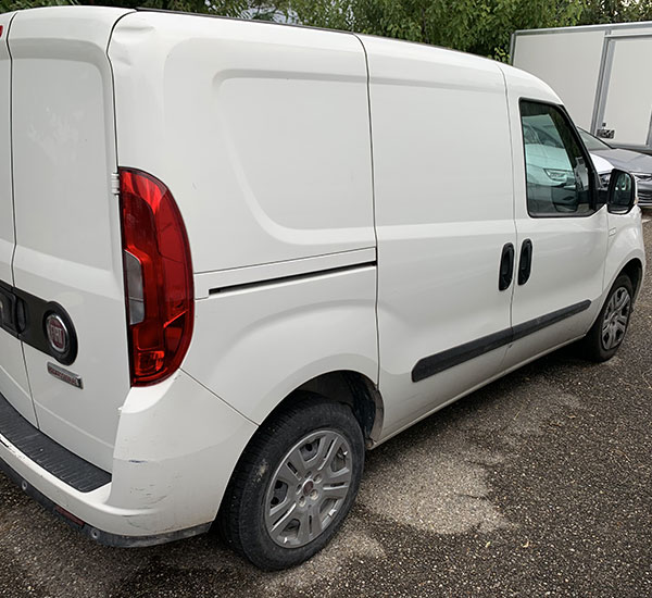 Fiat DOBLO occasion vue arrière
